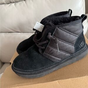 UGG Boot Size 6 for Women